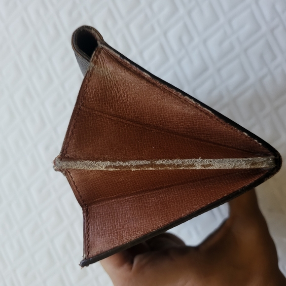 Louis Vuitton Monogram Brown Wallet - Picture 10 of 11